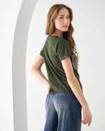 Camiseta con bordado en frente para mujer - Verde