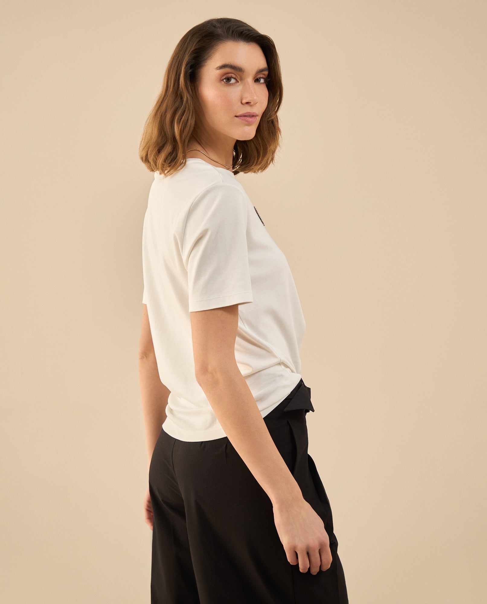 Camiseta básica con  apliques para mujer - Blanco 34_602G007_BLA110601_4