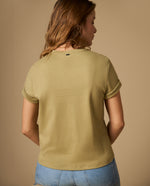 Camiseta manga corta con bordado floral - Verde