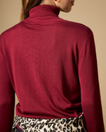 Camiseta cuello alto con detalle de botones en puños - Rojo