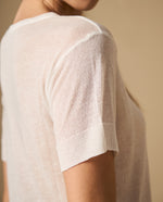 Camiseta de punto ligera con cuello en V - Crudo