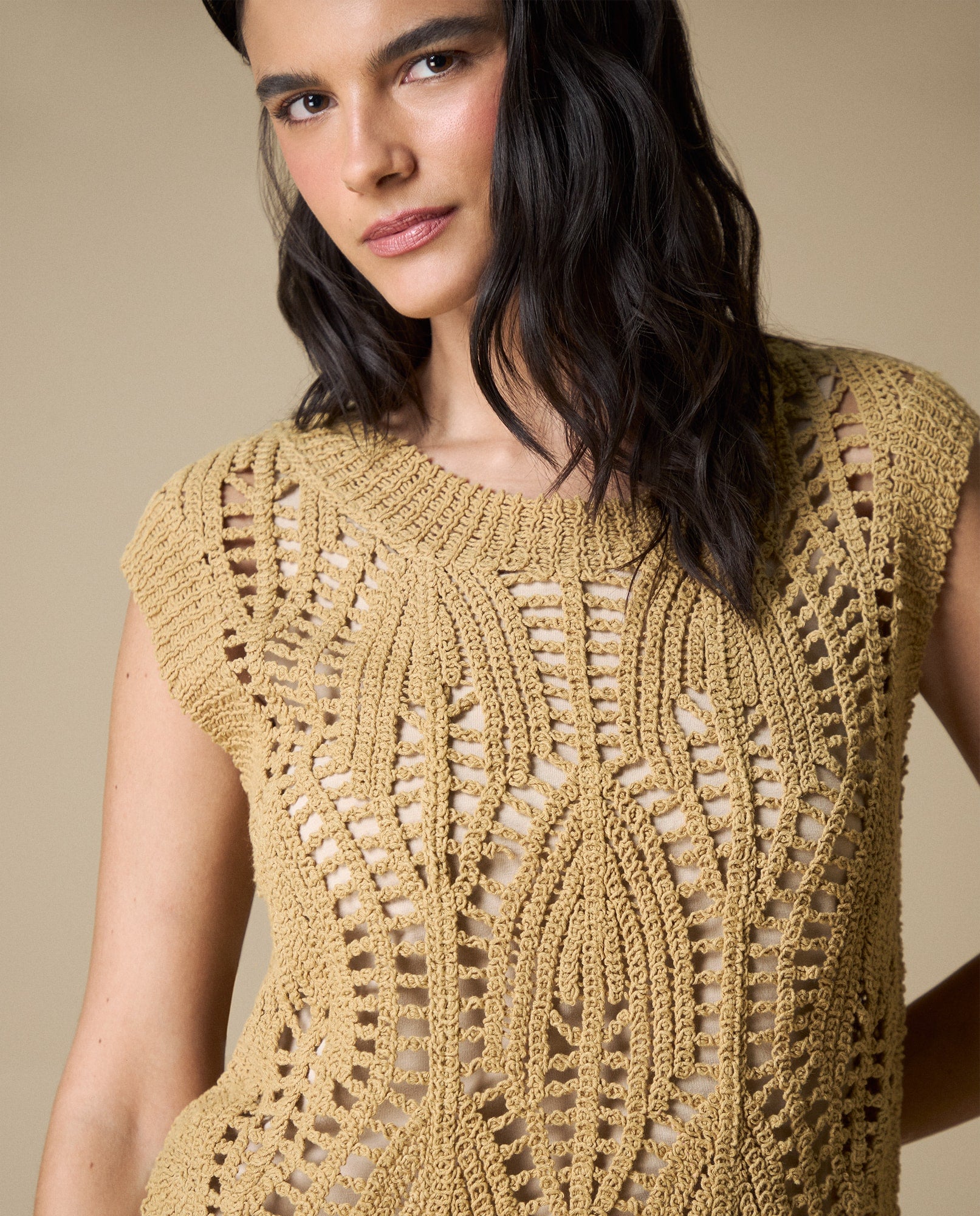 Camiseta crochet manga sisa - Café 34_603H203_CAF171028_0