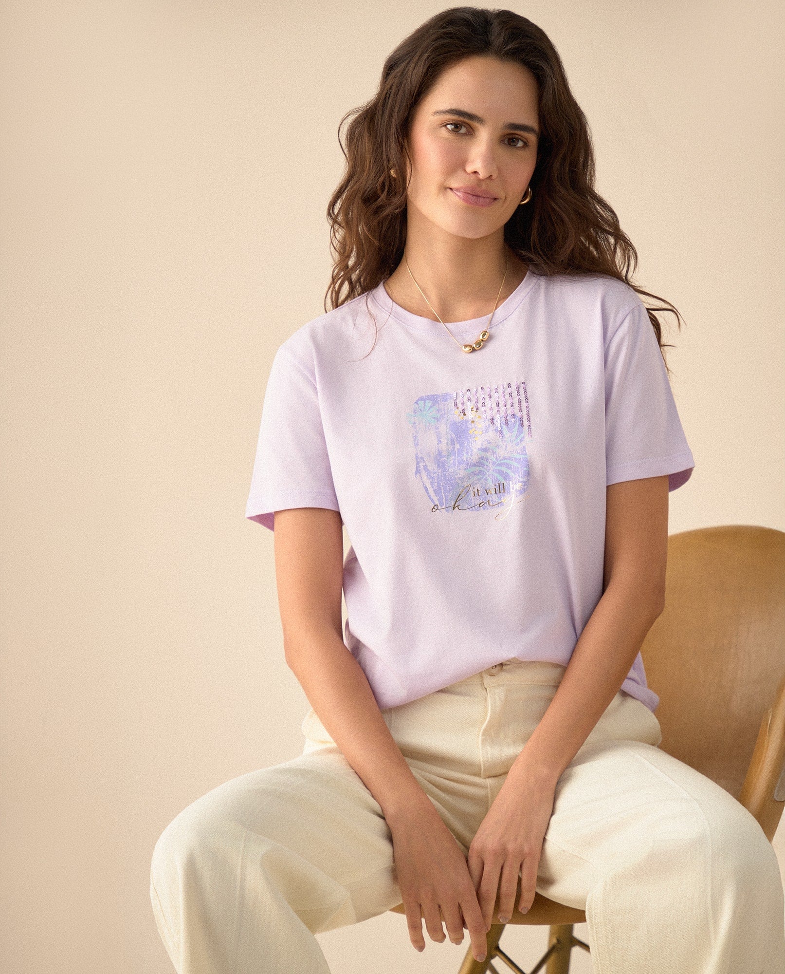 Camiseta con apliques de lentejuelas para mujer - Morado 34_605F355_MOR163812_0