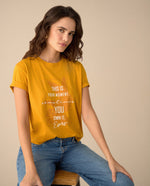 Camiseta manga corta estampada para mujer - Amarillo