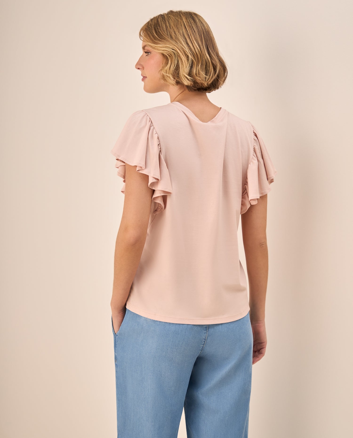 Camiseta Rosa con Volantes Románticos - Rosa