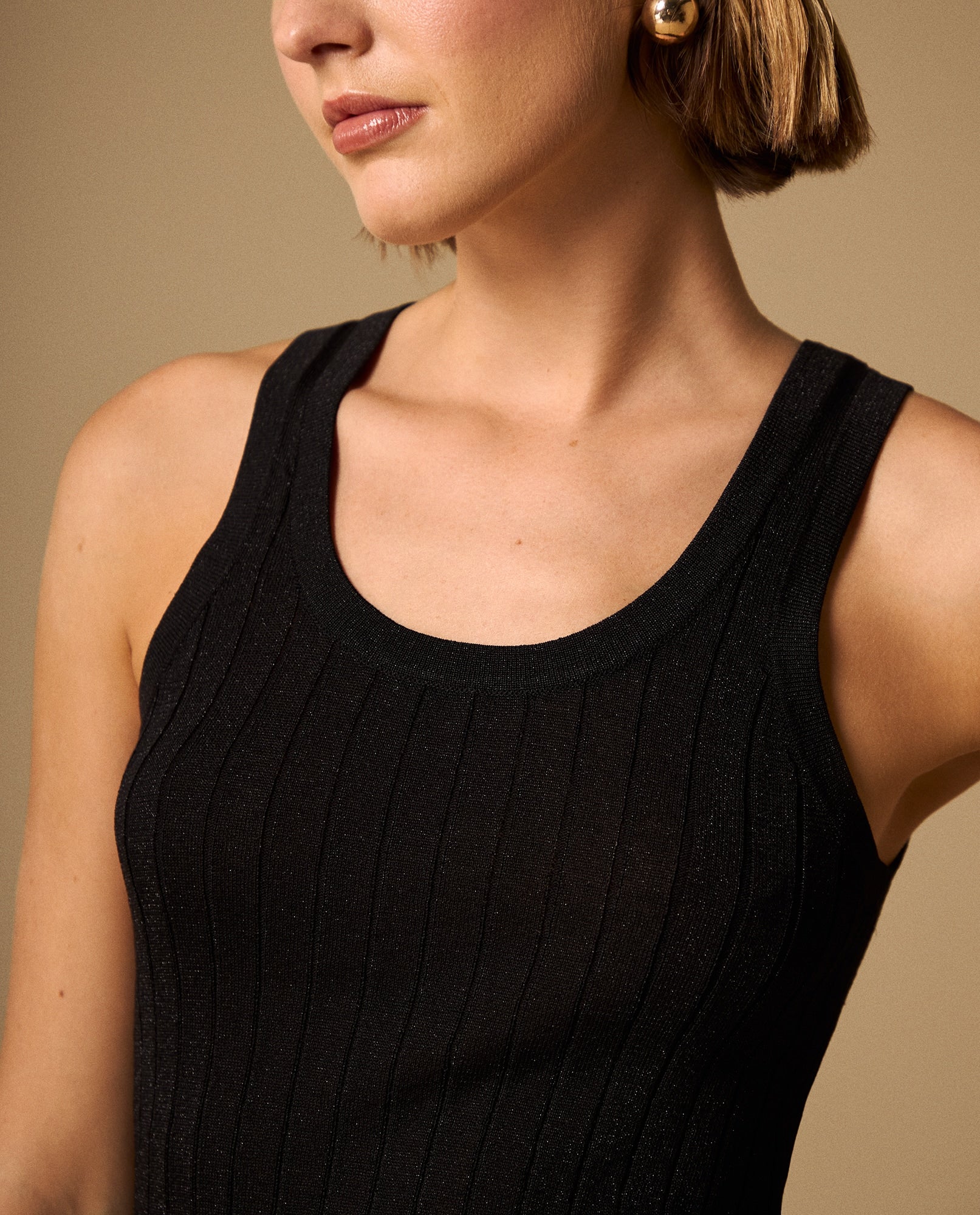 Camiseta Tejida Negro con Detalles Lurex - Negro 34_609G225_NEG190303_4
