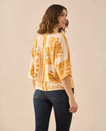 Camisa con estampado de flores para mujer - Crudo