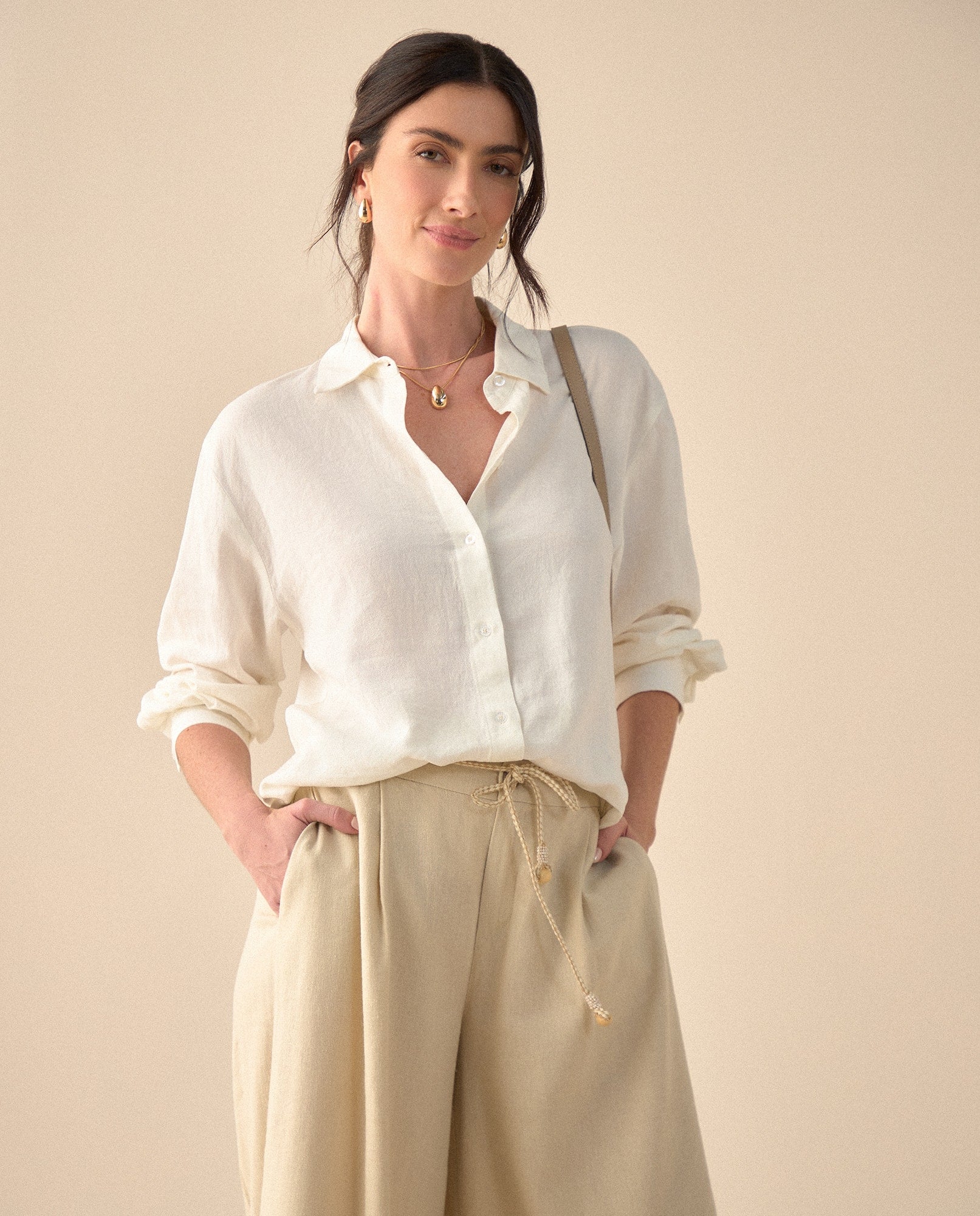 Camisa de cuello clásico para mujer - Crudo 34_611G028_CRU110602_0