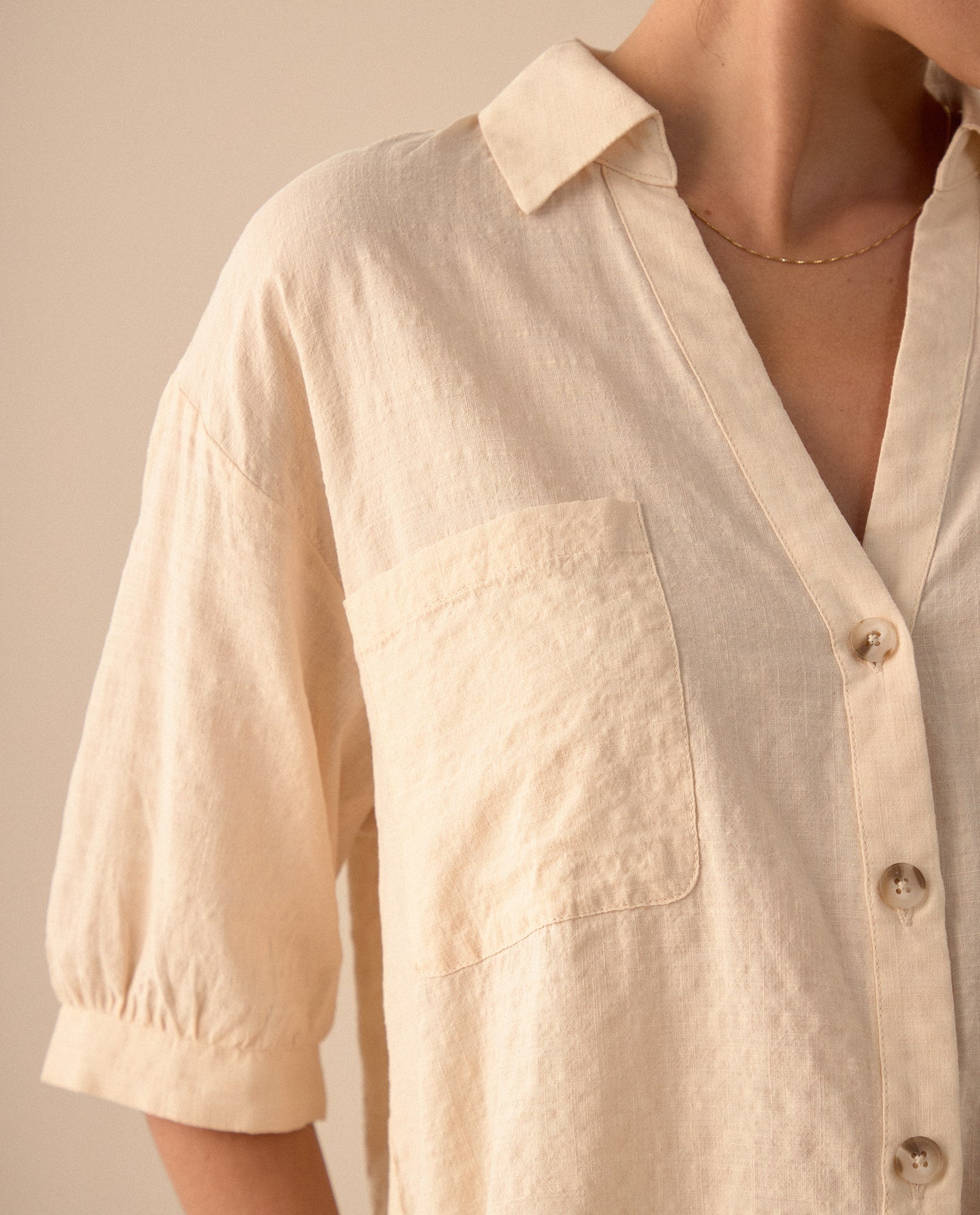 Camisa con mini escote en V para mujer - Amarillo 34_611G034_AMA110809_3