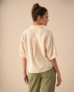 Camisa con mini escote en V para mujer - Amarillo