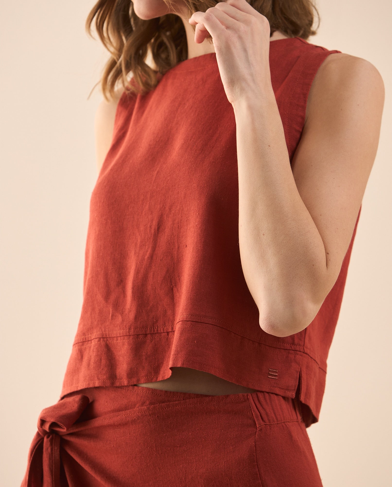 Camisa manga sisa de diseño cerrado para mujer - Rojo 34_611G035_ROJ181540_0