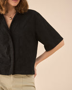 Camisa clásica con botones para mujer - Negro
