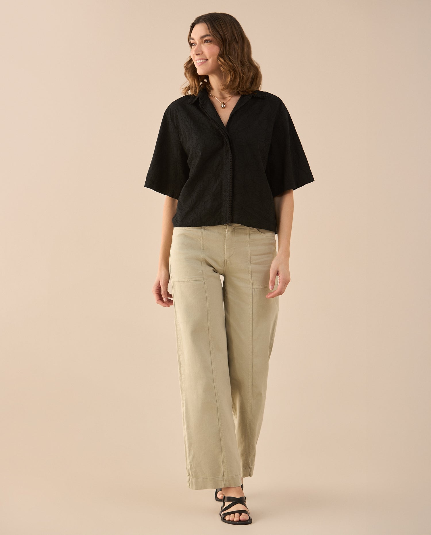Camisa clásica con botones para mujer - Negro