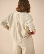 Camisa clásica manga larga para mujer - Beige
