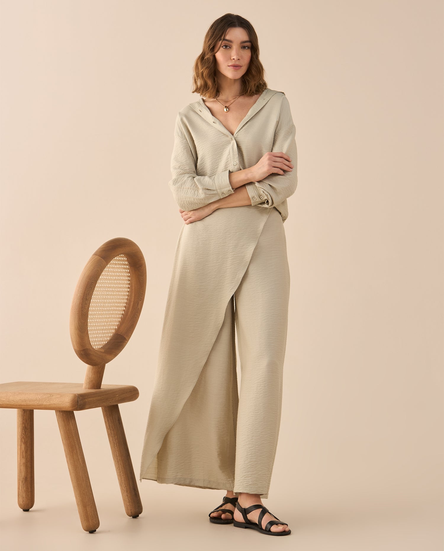 Camisa clásica manga larga para mujer - Beige