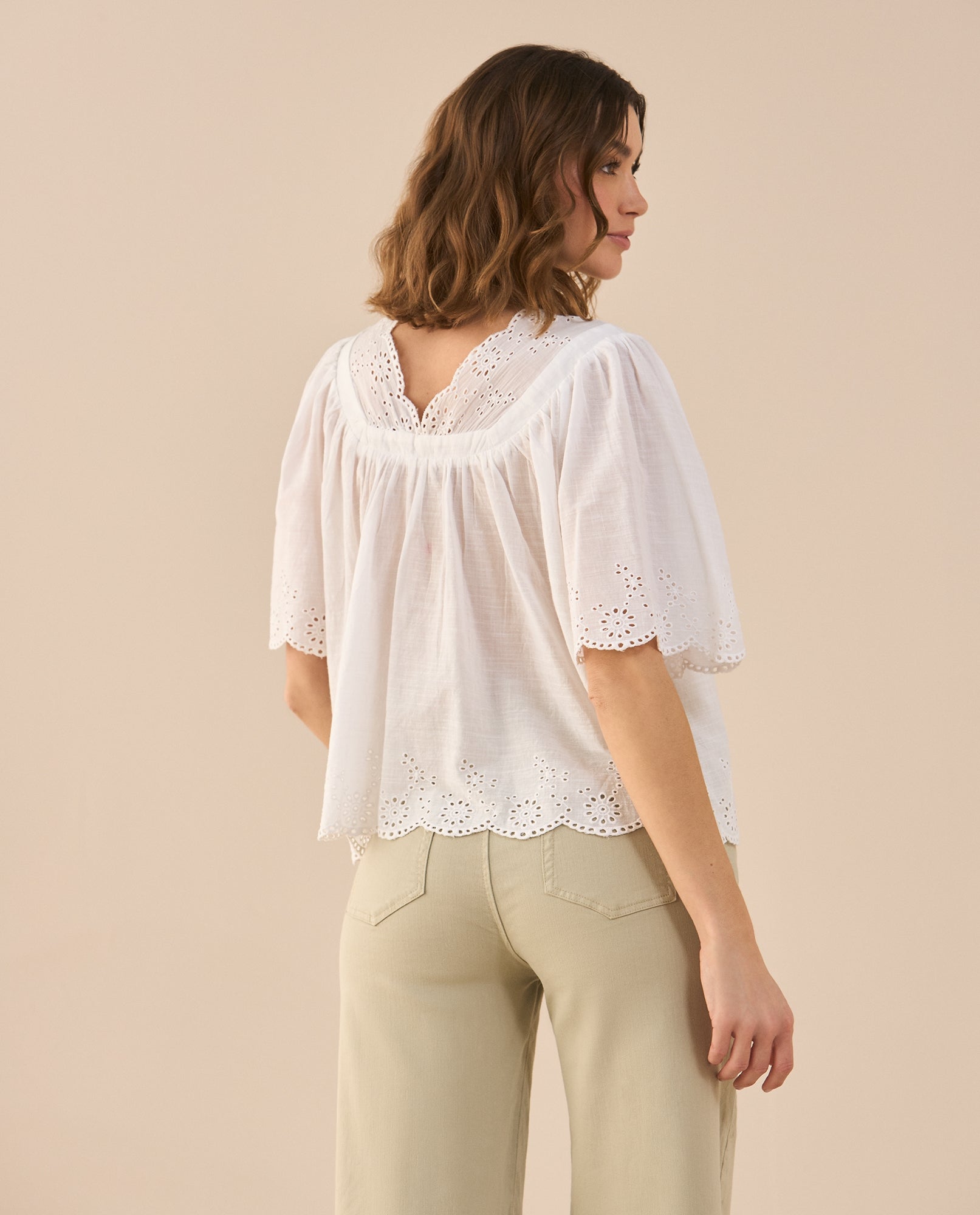 Camisa de escote en V para mujer - Blanco 34_611G200_BLA114001_4