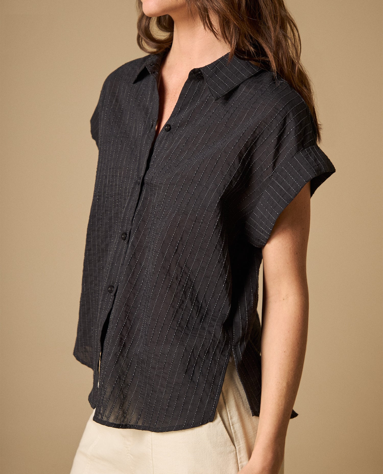 Camisa camisera manga corta textura sutil - Negro
