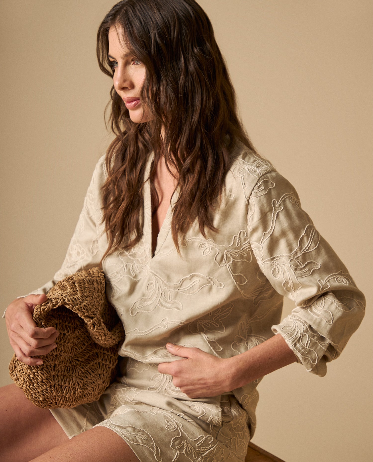 Camisa ligera manga larga cuello redondo - Beige