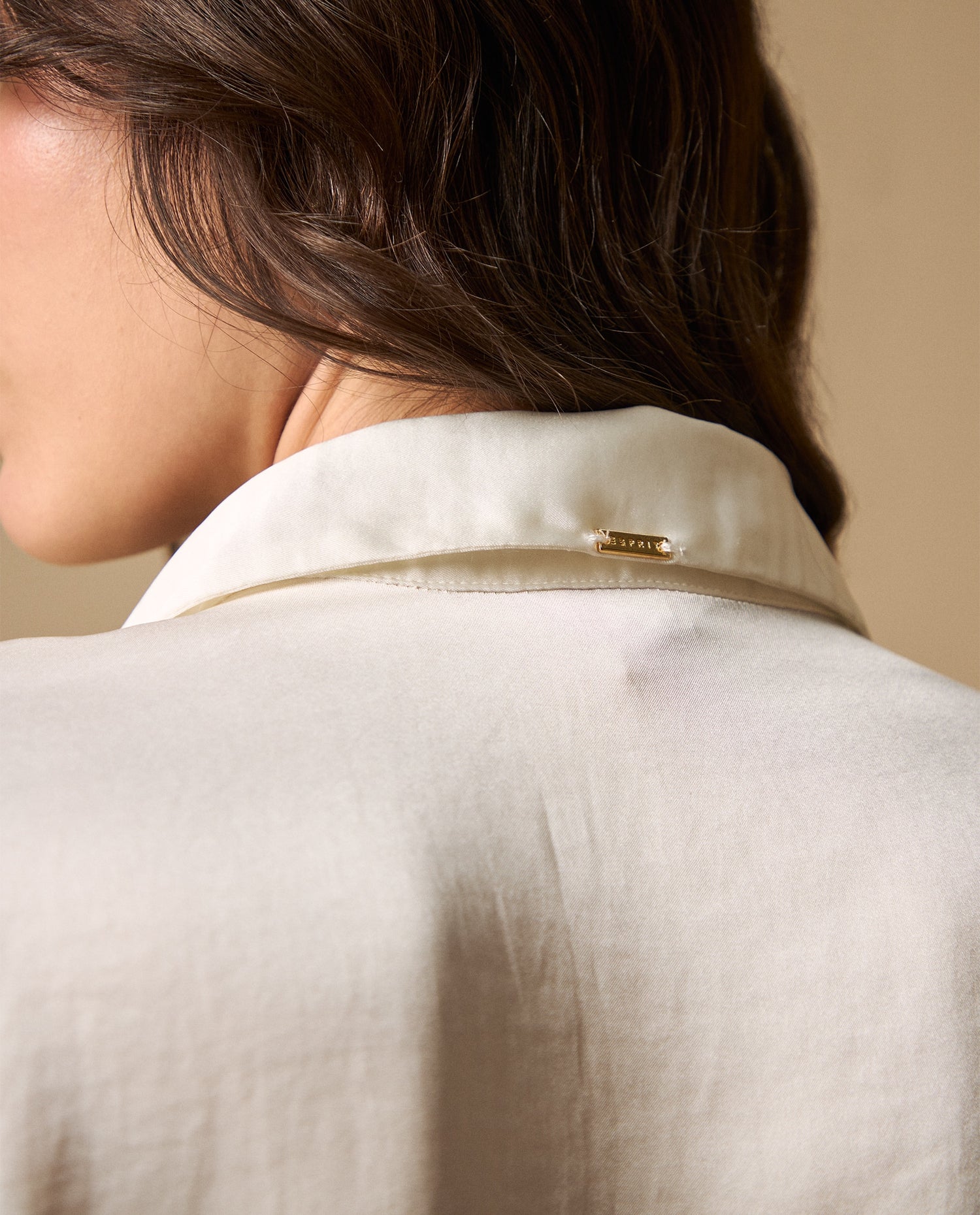 Camisa manga larga cuello camisero silueta fluida - Blanco