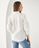 Camisa con apliques bordados para mujer - Crudo