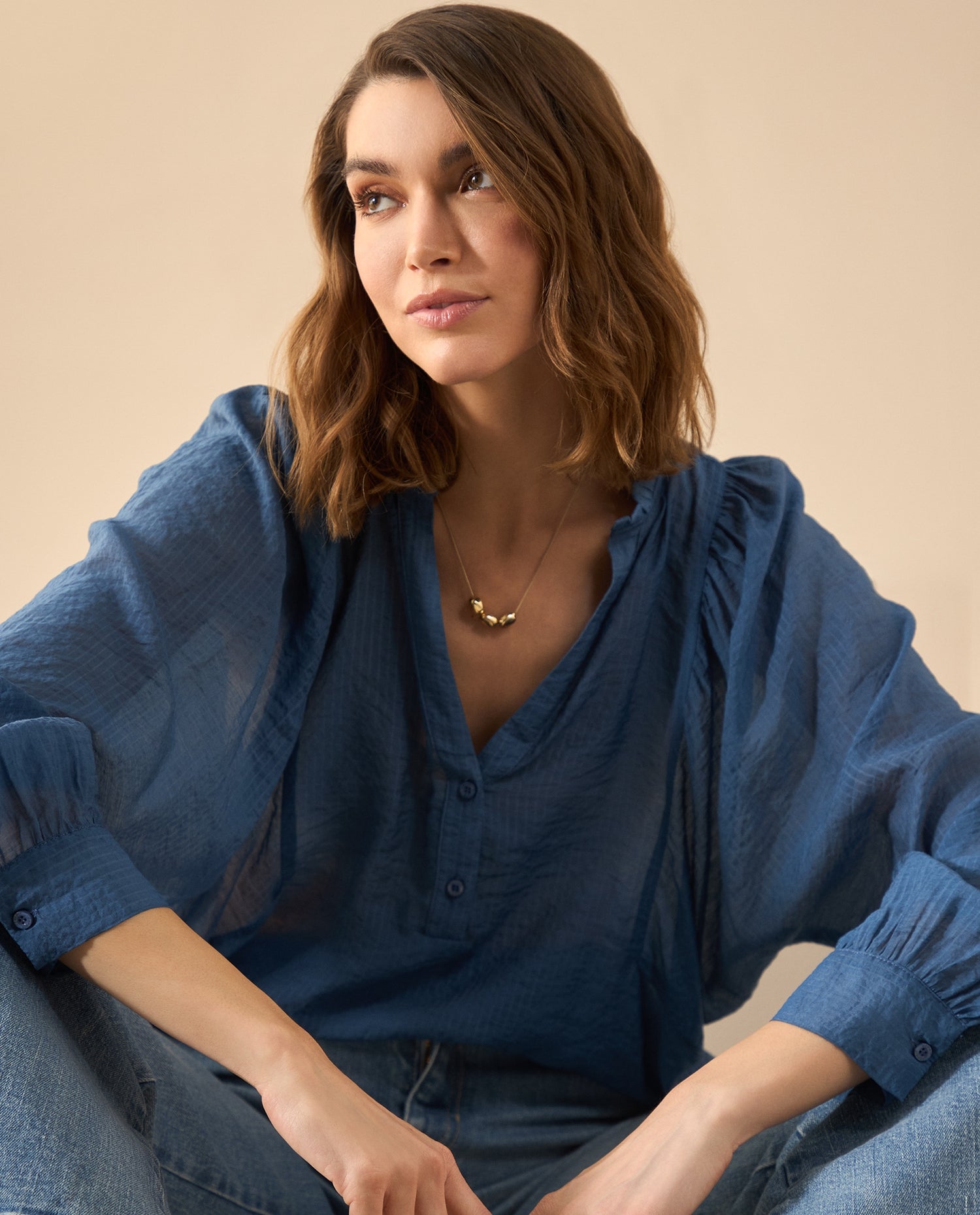 Camisa manga larga de tela fluida para mujer - Azul