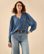 Camisa manga larga de tela fluida para mujer - Azul