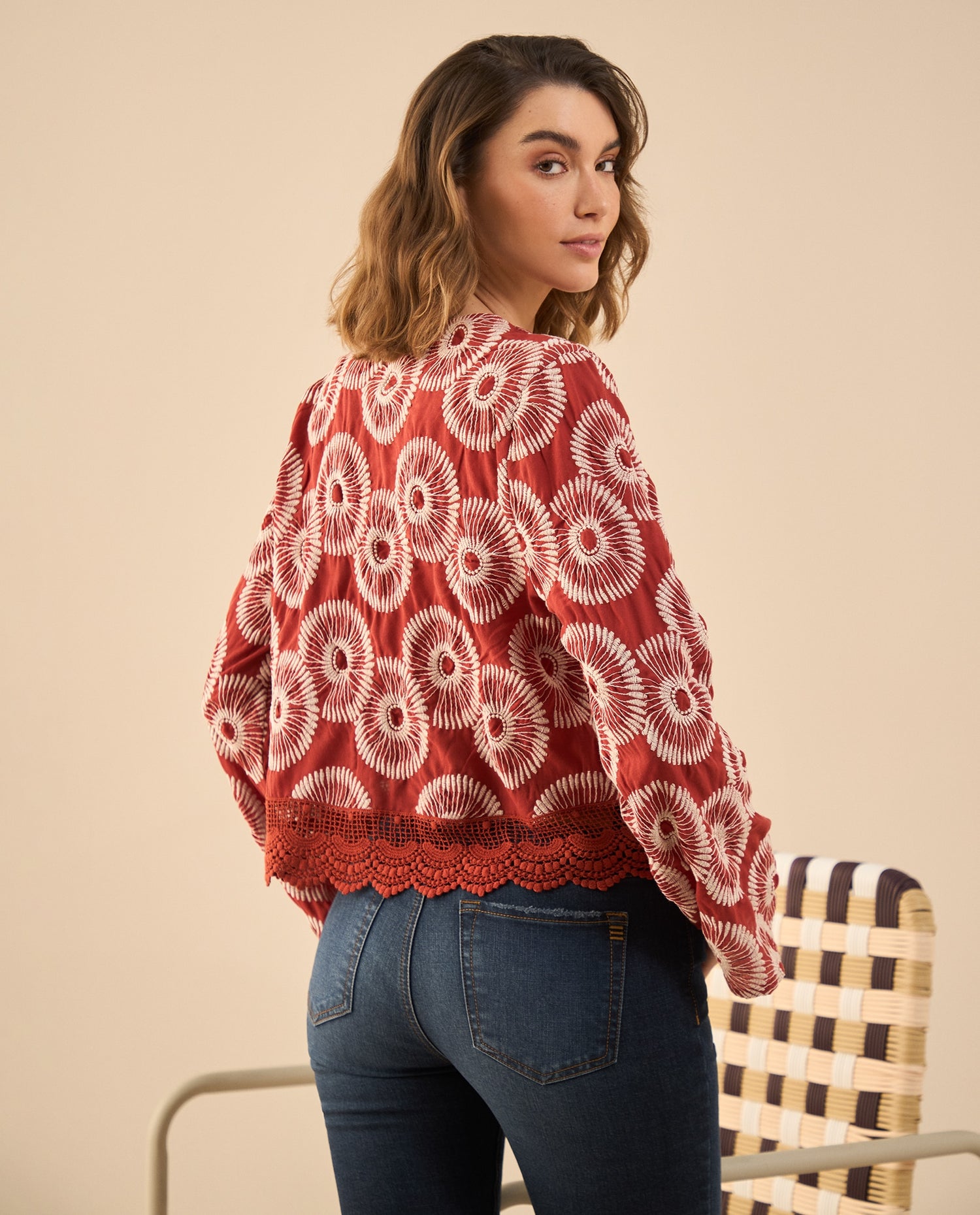 Camisa con detalles bordados para mujer - Rojo