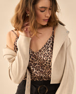 Camisa de animal print para mujer - Café