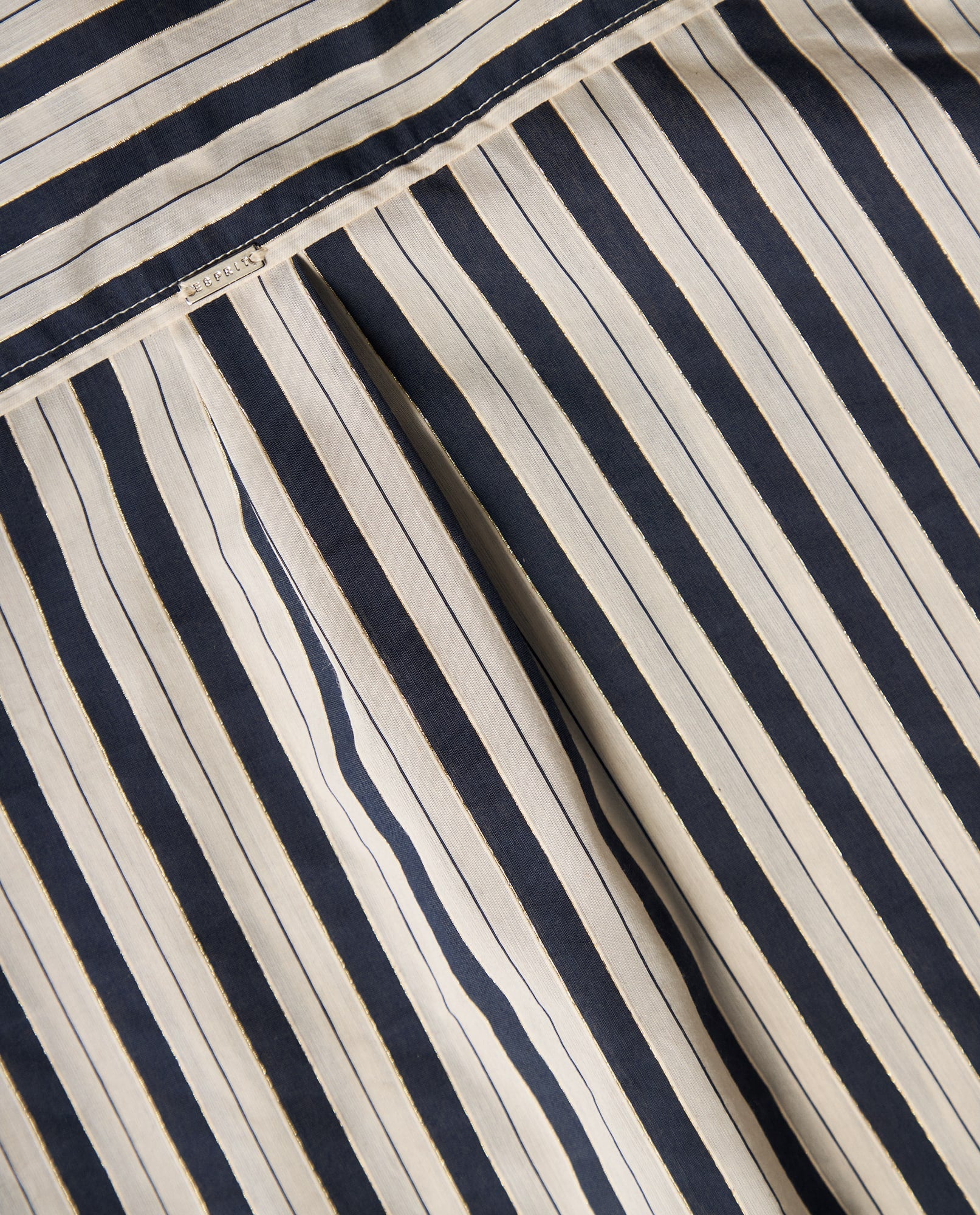 Camisa camisera manga corta con bolsillos frontales - Crudo 34_612H034_CRU114201_6