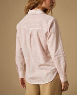 Camisa camisera manga larga con estampado a rayas - Rosa