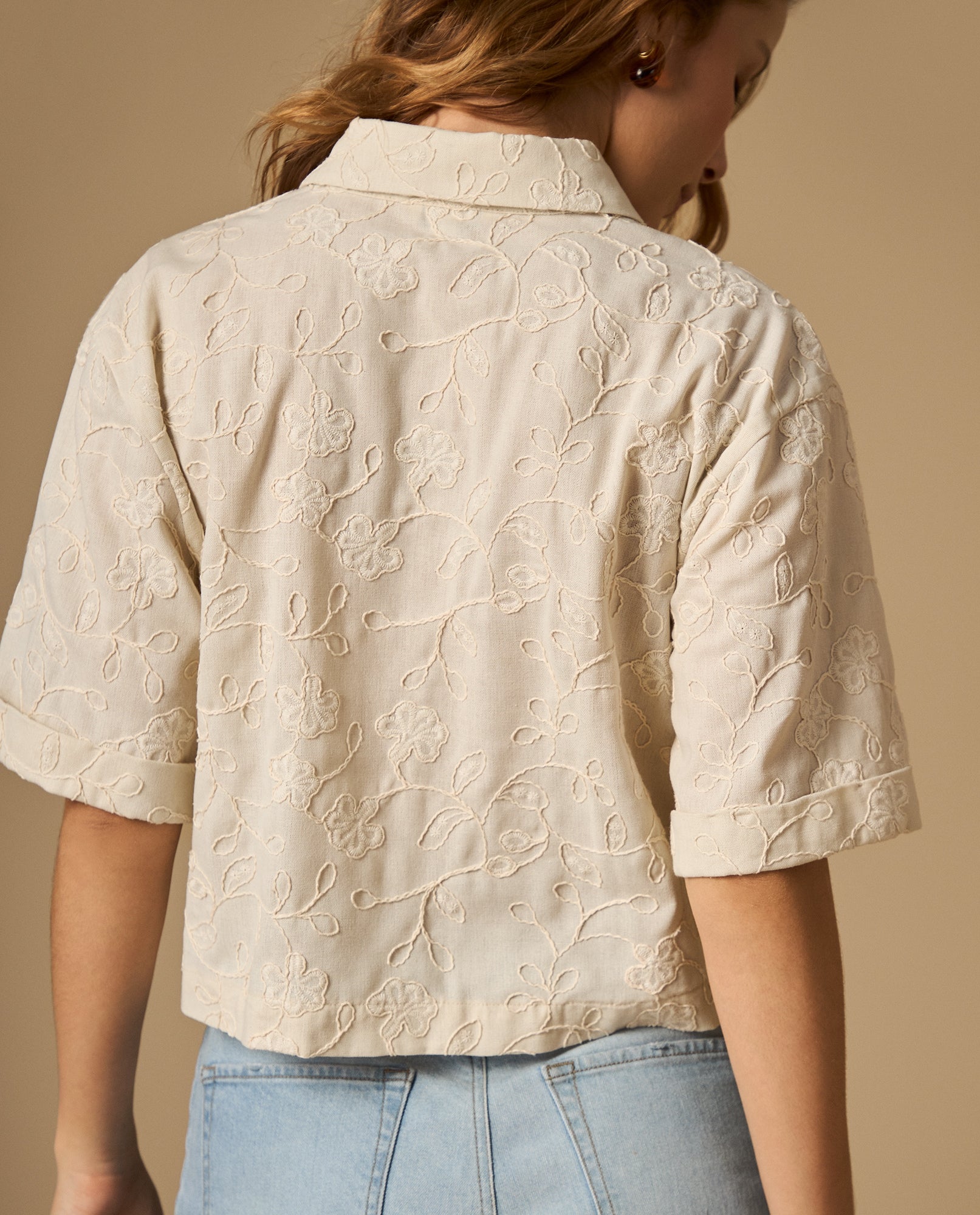 Camisa manga corta con diseño floral - Crudo 34_612H055_CRU110604_5