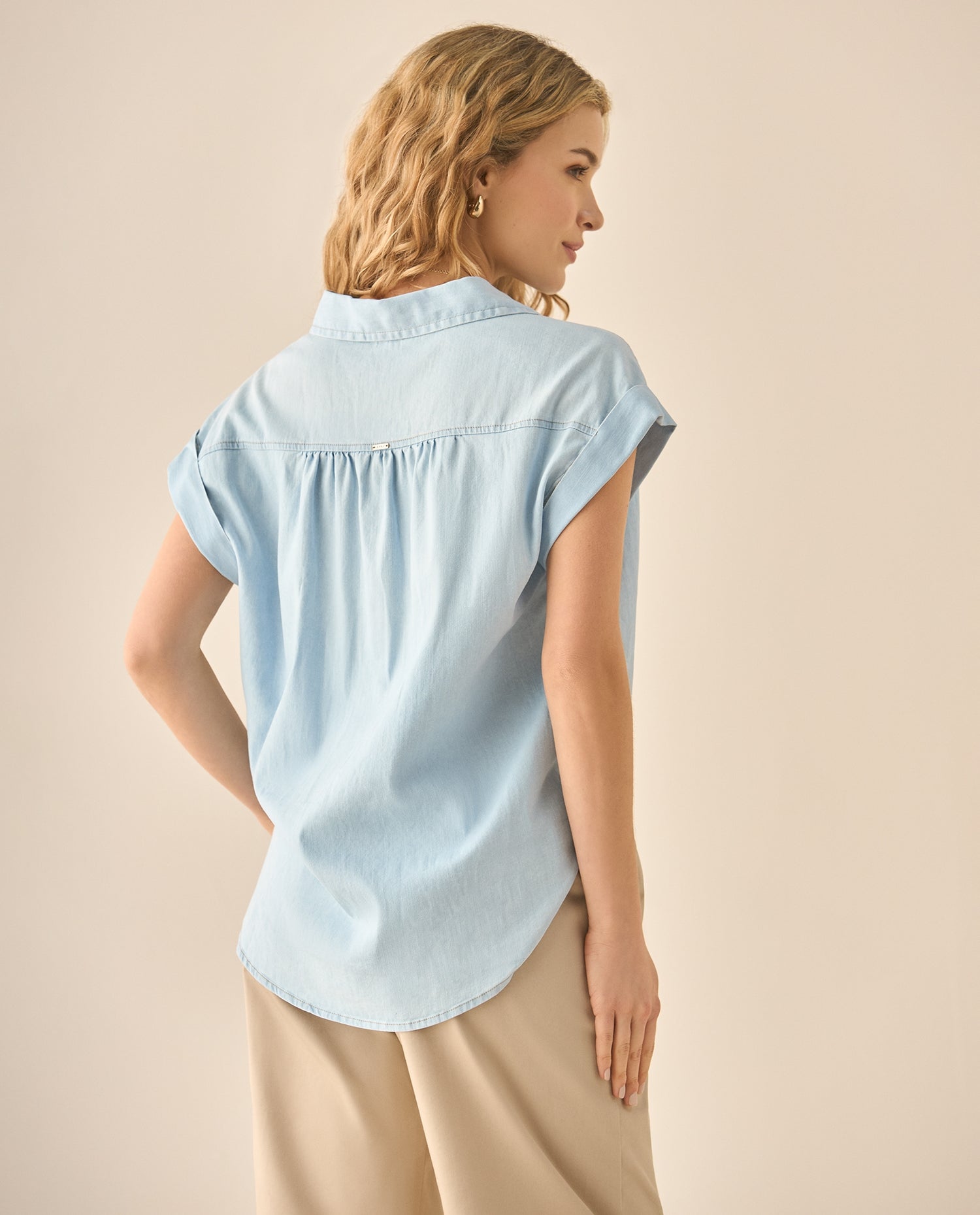 Camisa en índigo con recogido en hombros para mujer  - Azul