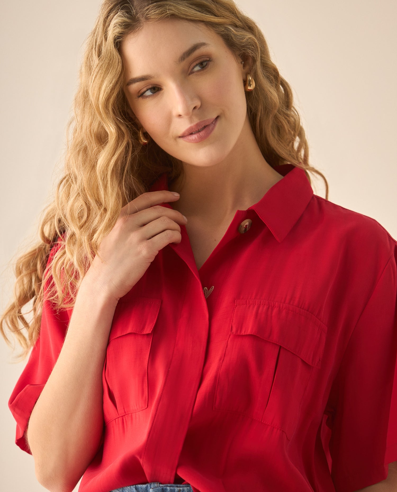 Camisa cuello clásico con bordado para mujer  - Rojo