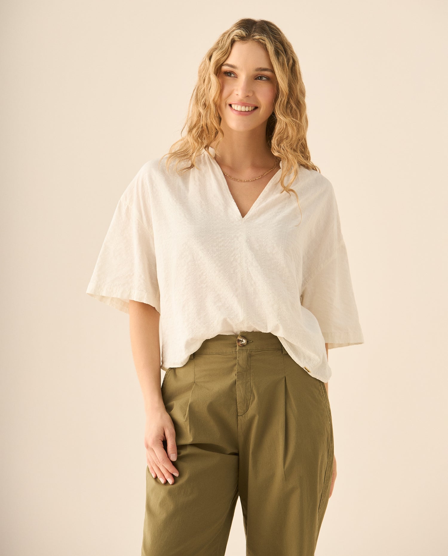 Camisa con escote en V para mujer - Blanco