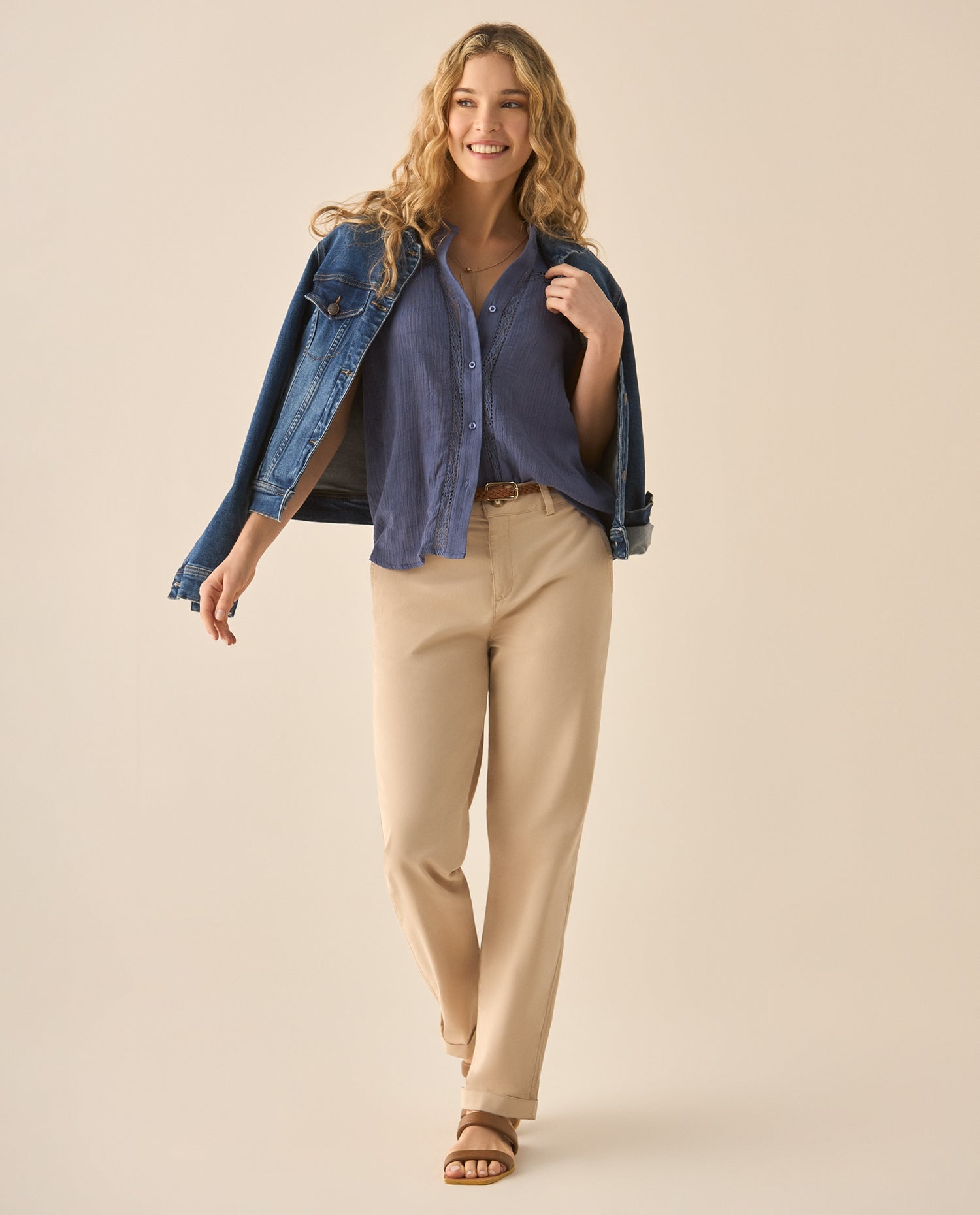 Camisa manga sisa con cortes tejidos para mujer  - Azul