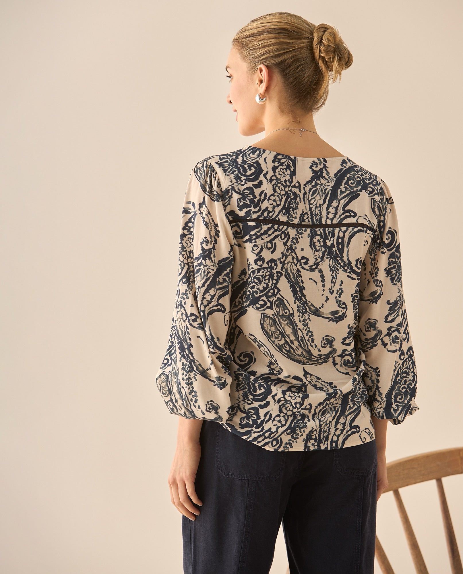 Camisa escote en V estampada para - Azul 34_613G048_AZU193923_4