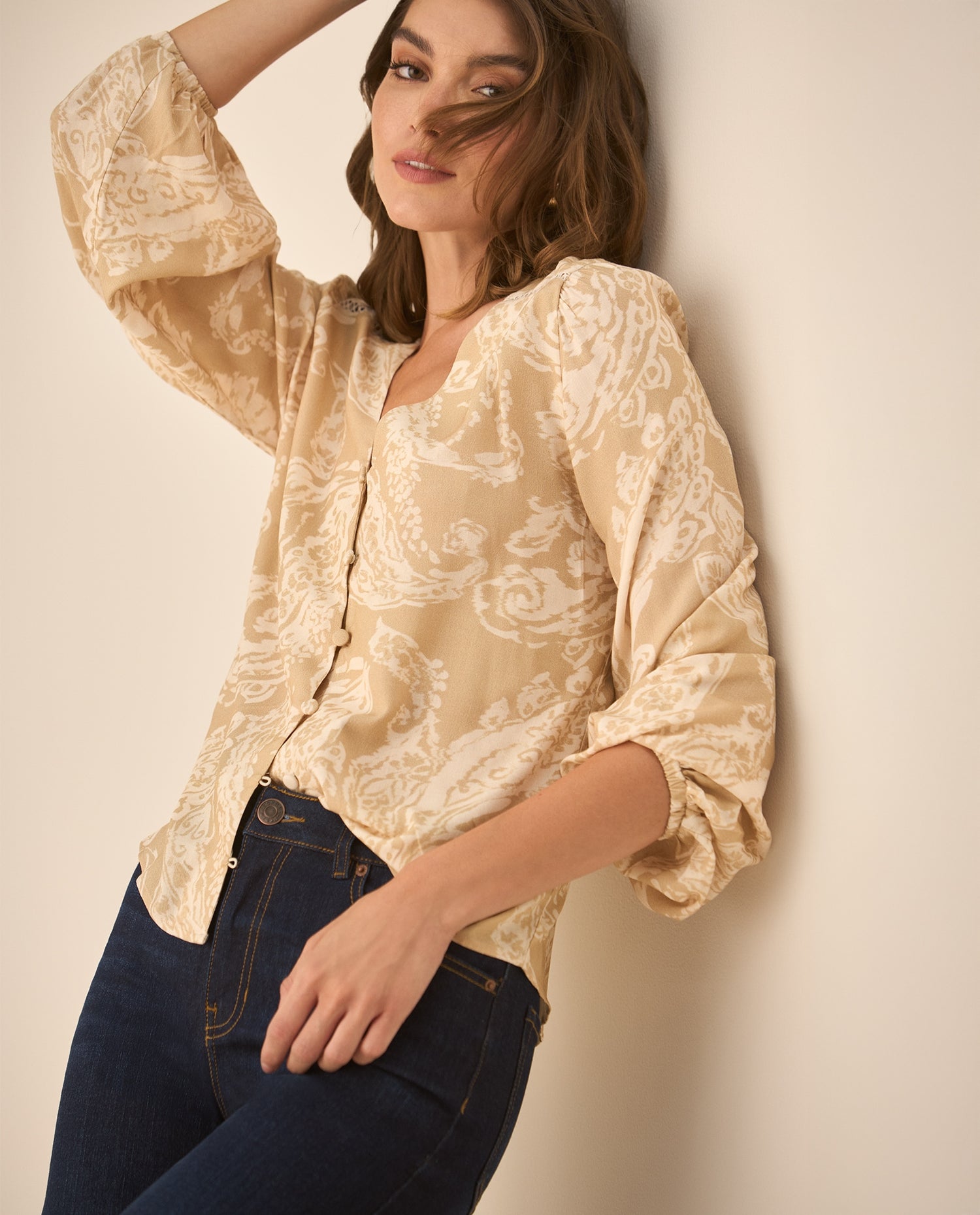Camisa escote en V estampada para - Crudo