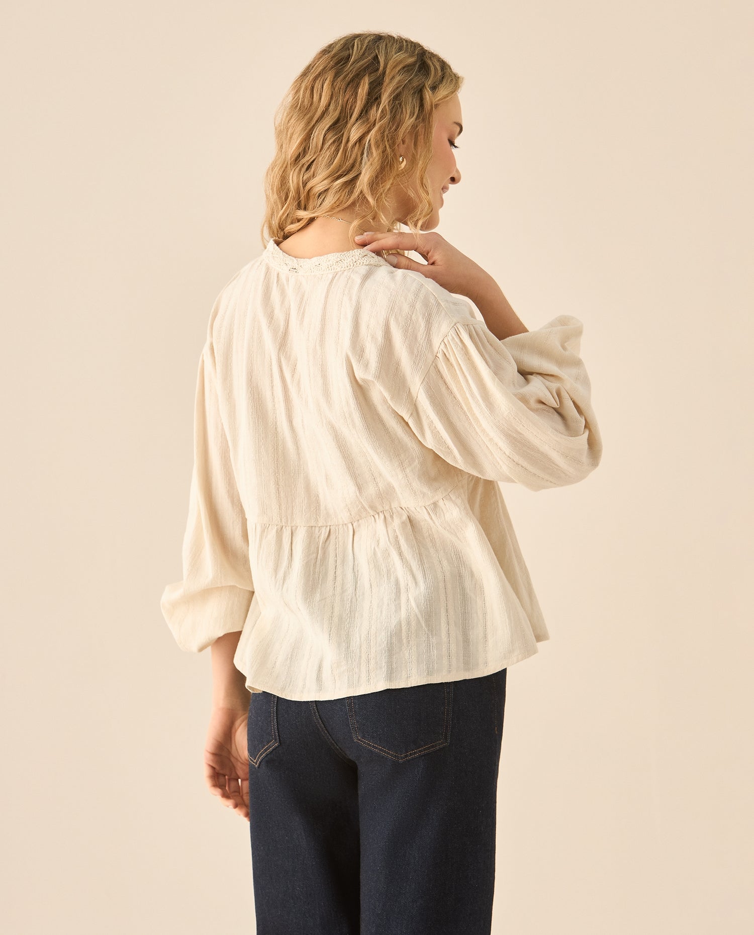 Camisa manga larga con volumen y detalles en crochet para mujer  - Blanco