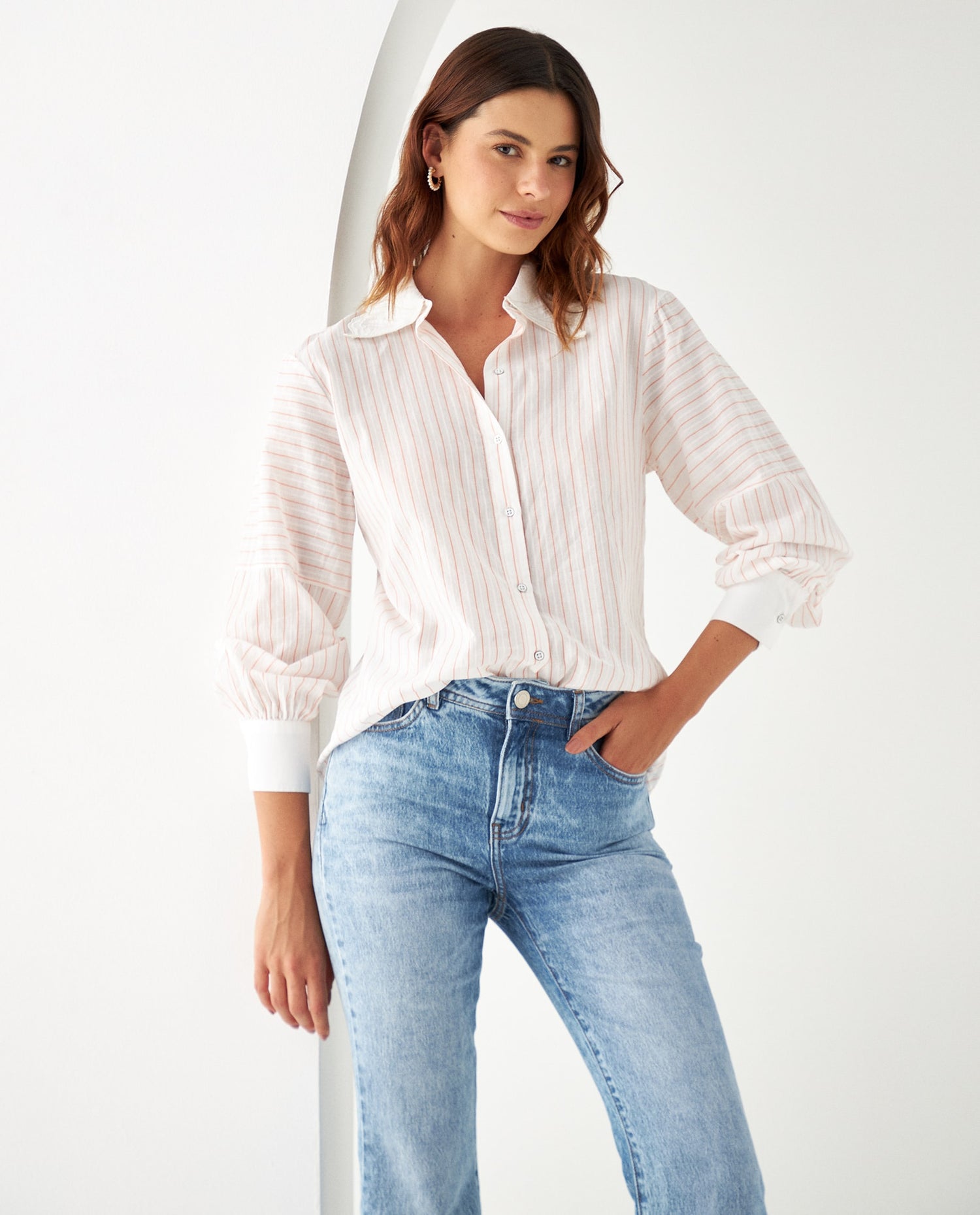 Camisa con tejido de mariposa para mujer - Naranja