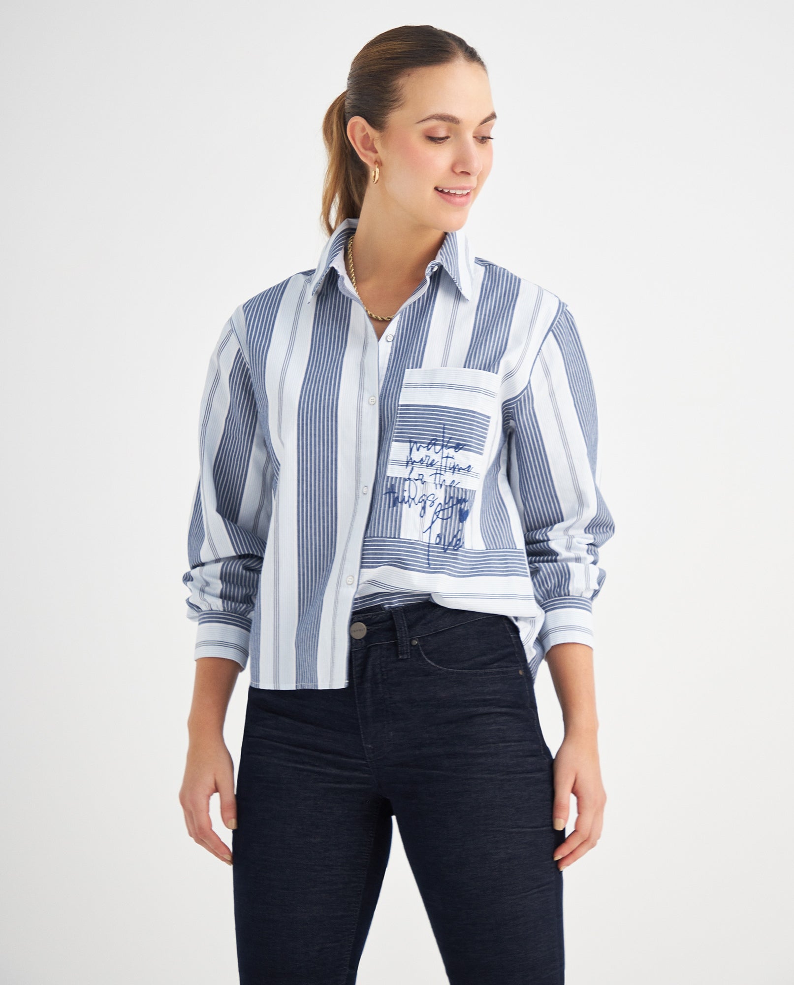 Camisa con bordado de letras para mujer - Azul 34_619F035_AZU193923_6