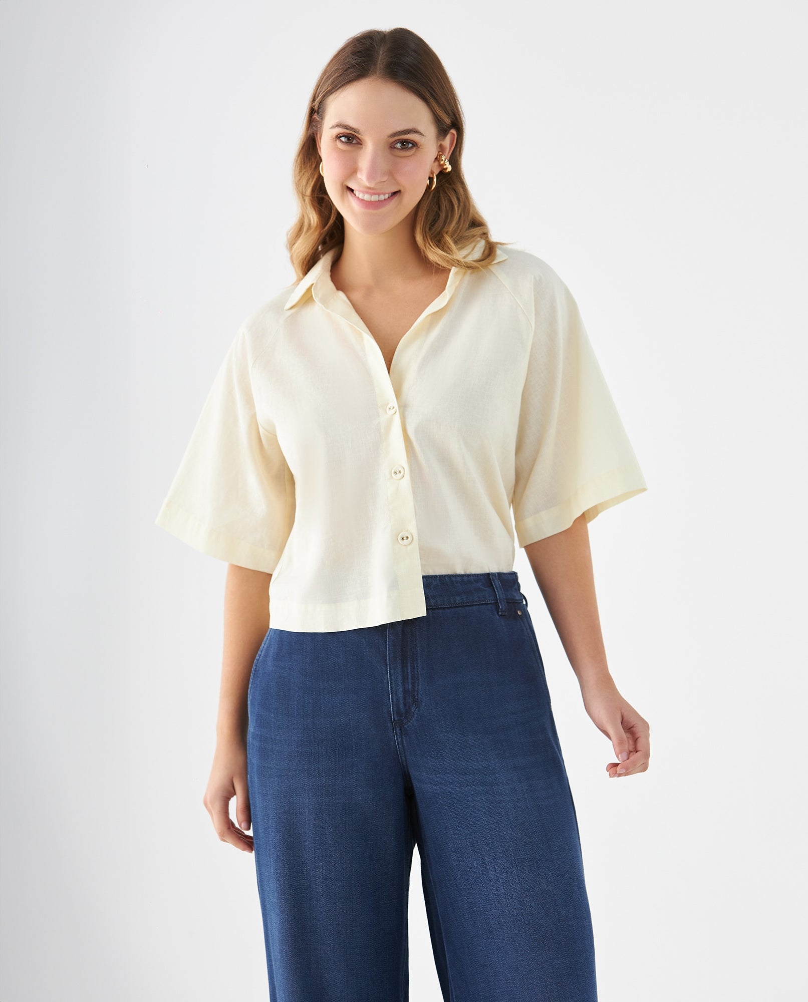 Camisa de cuello clásico para mujer - Amarillo 34_619F042_AMA110510_0