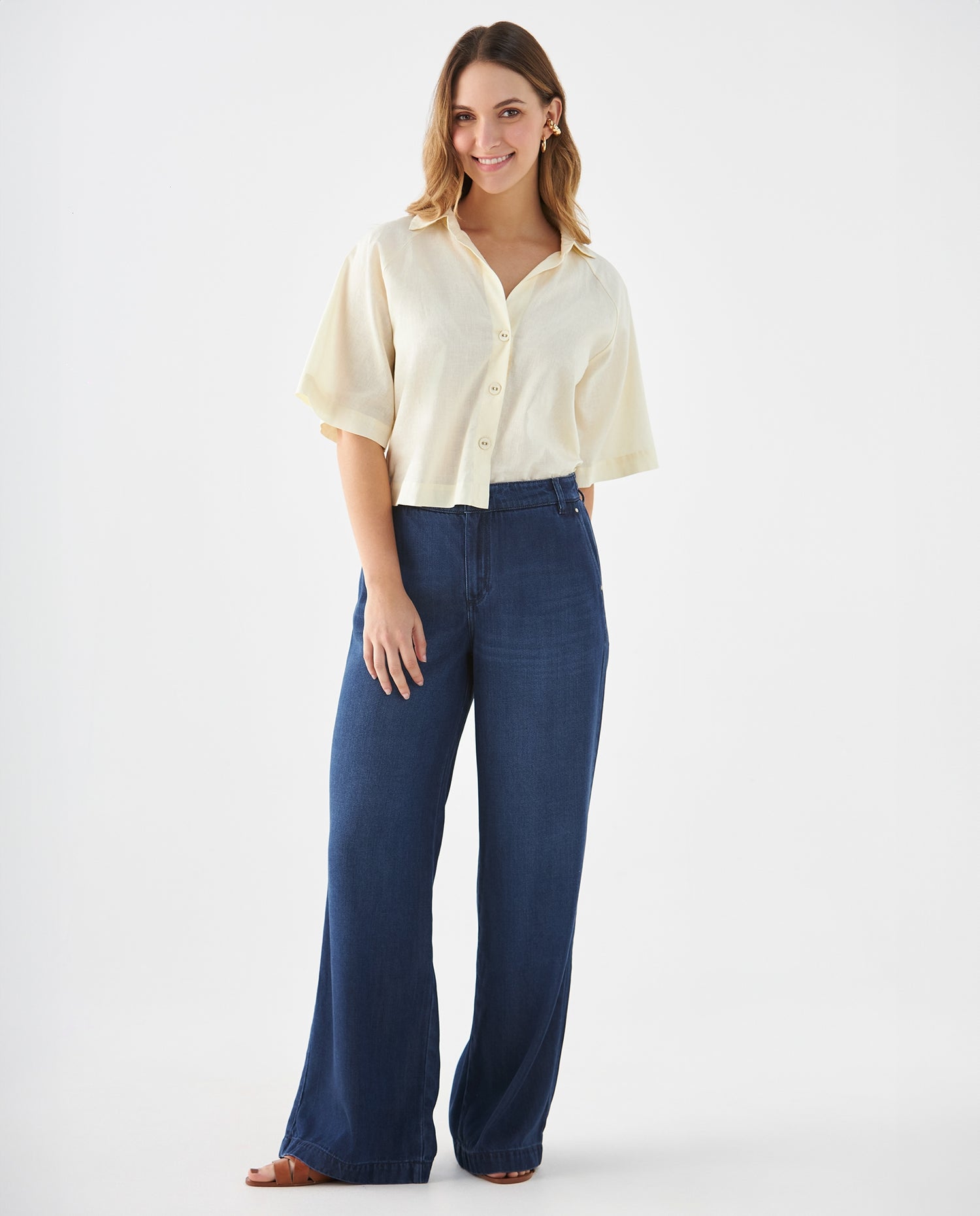 Camisa de cuello clásico para mujer - Amarillo