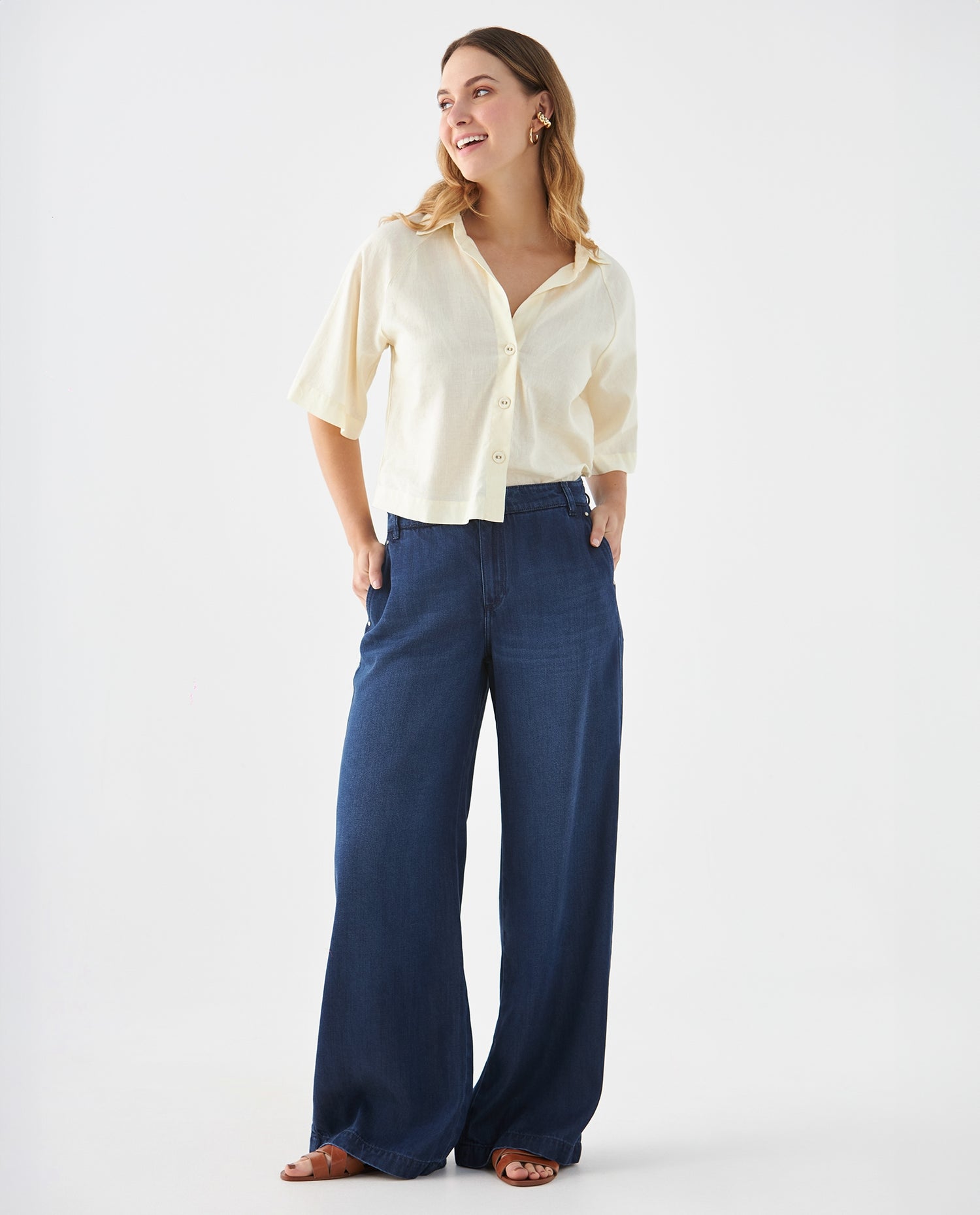 Camisa de cuello clásico para mujer - Amarillo