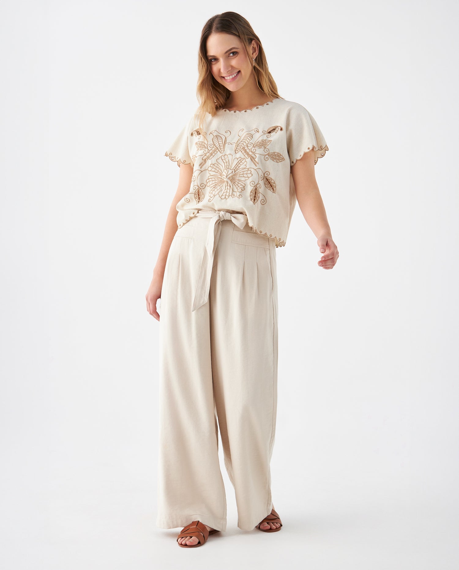 Camisa con detalles bordados para mujer - Crudo