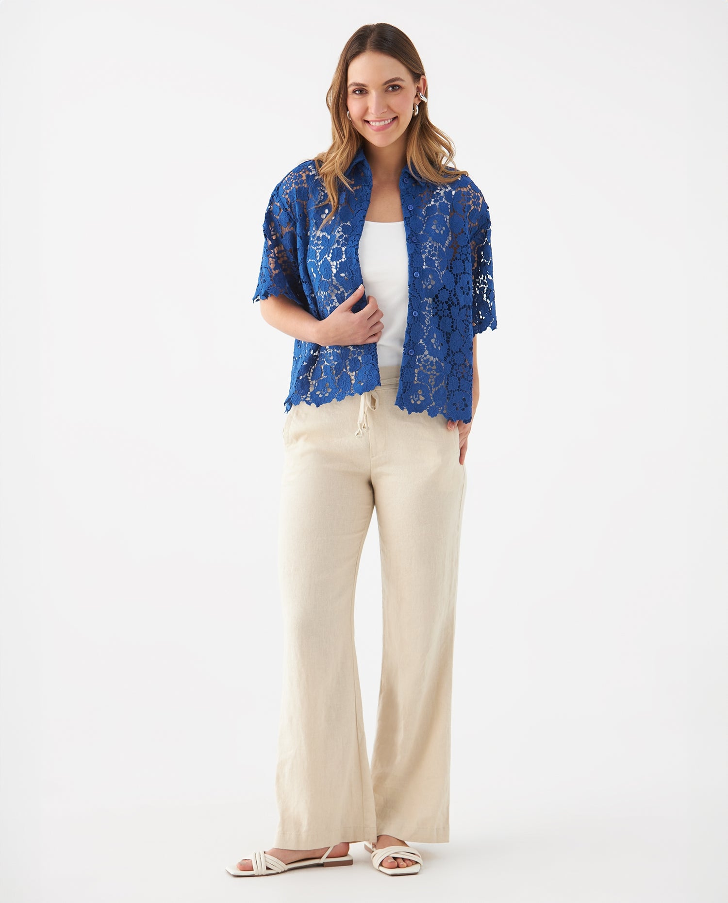Camisa con detalles desagujados para mujer - Azul