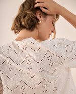 Camisa Bordada con Calados Geométricos - Blanco