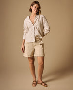 Camisa Rosa con Bordados Dorados - Beige