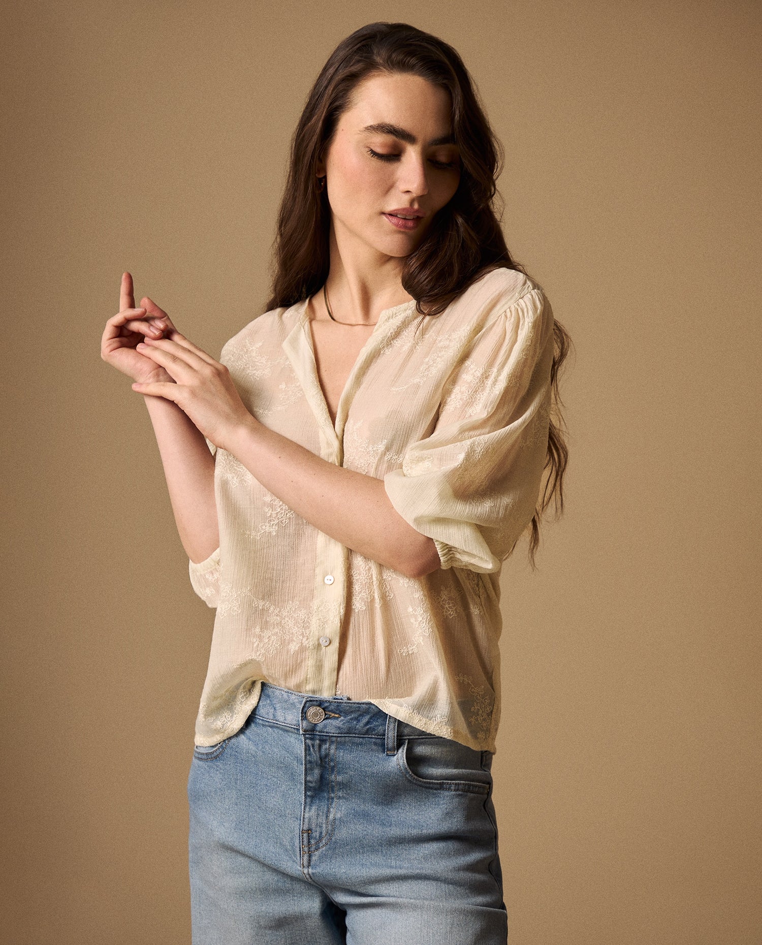 Camisa Crudo con Bordados Florales - Crudo