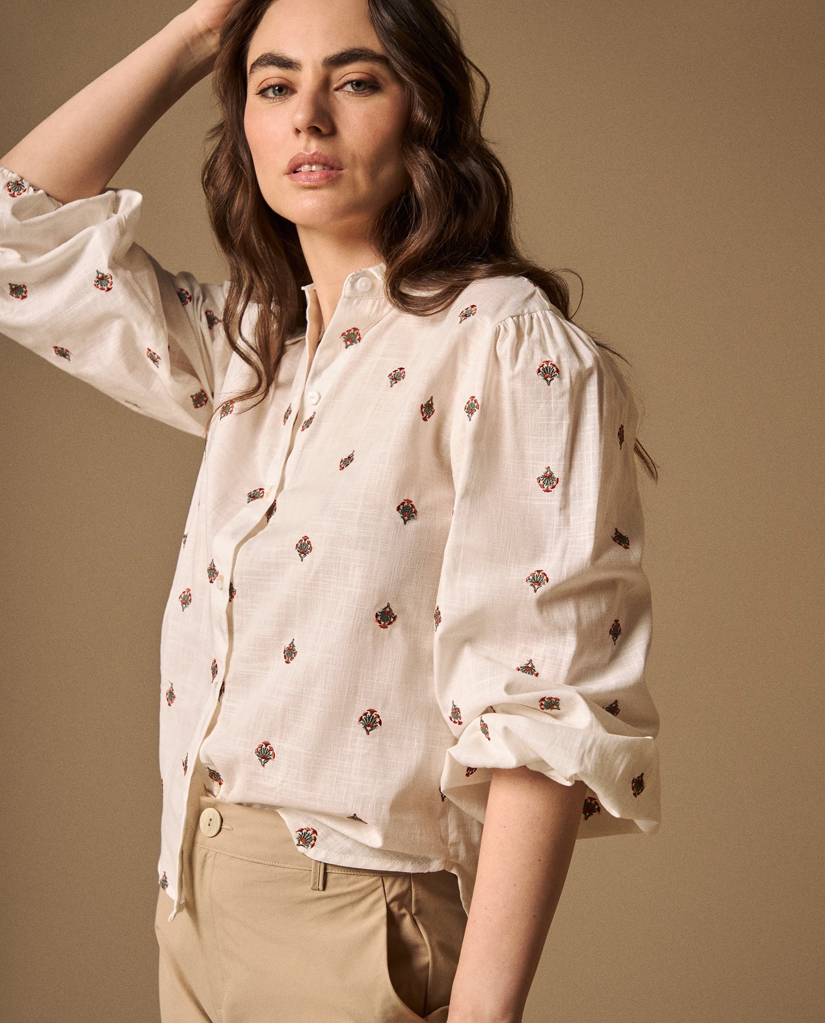 Camisa Estampada Flores Pequeñas Manga 3/4 - Crudo 34_619G039_CRU114201_4