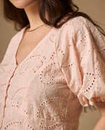 Camisa Rosa con Bordados Calados Artesanales - Rosa